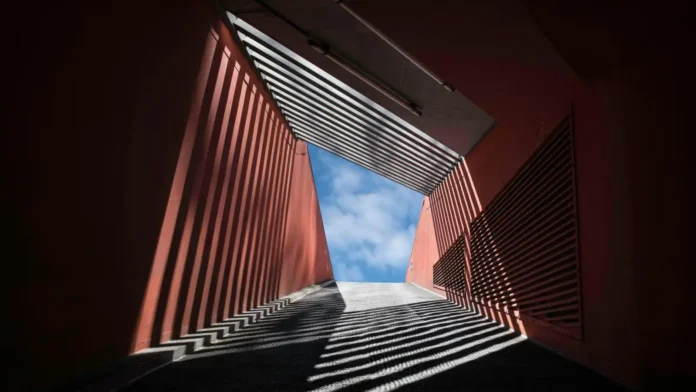 tunnel